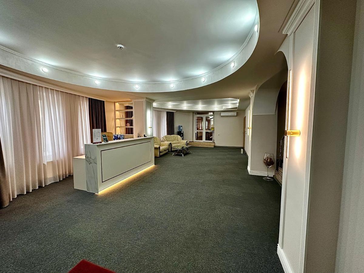 Villa Arus Chisinau Ngoại thất bức ảnh