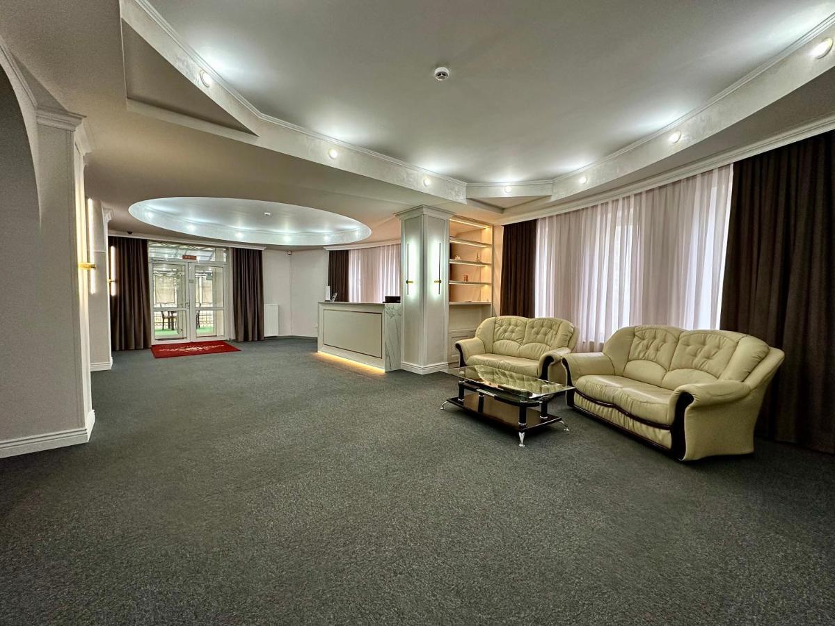 Villa Arus Chisinau Ngoại thất bức ảnh