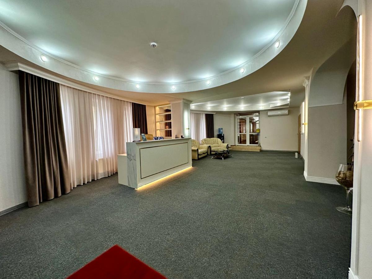 Villa Arus Chisinau Ngoại thất bức ảnh