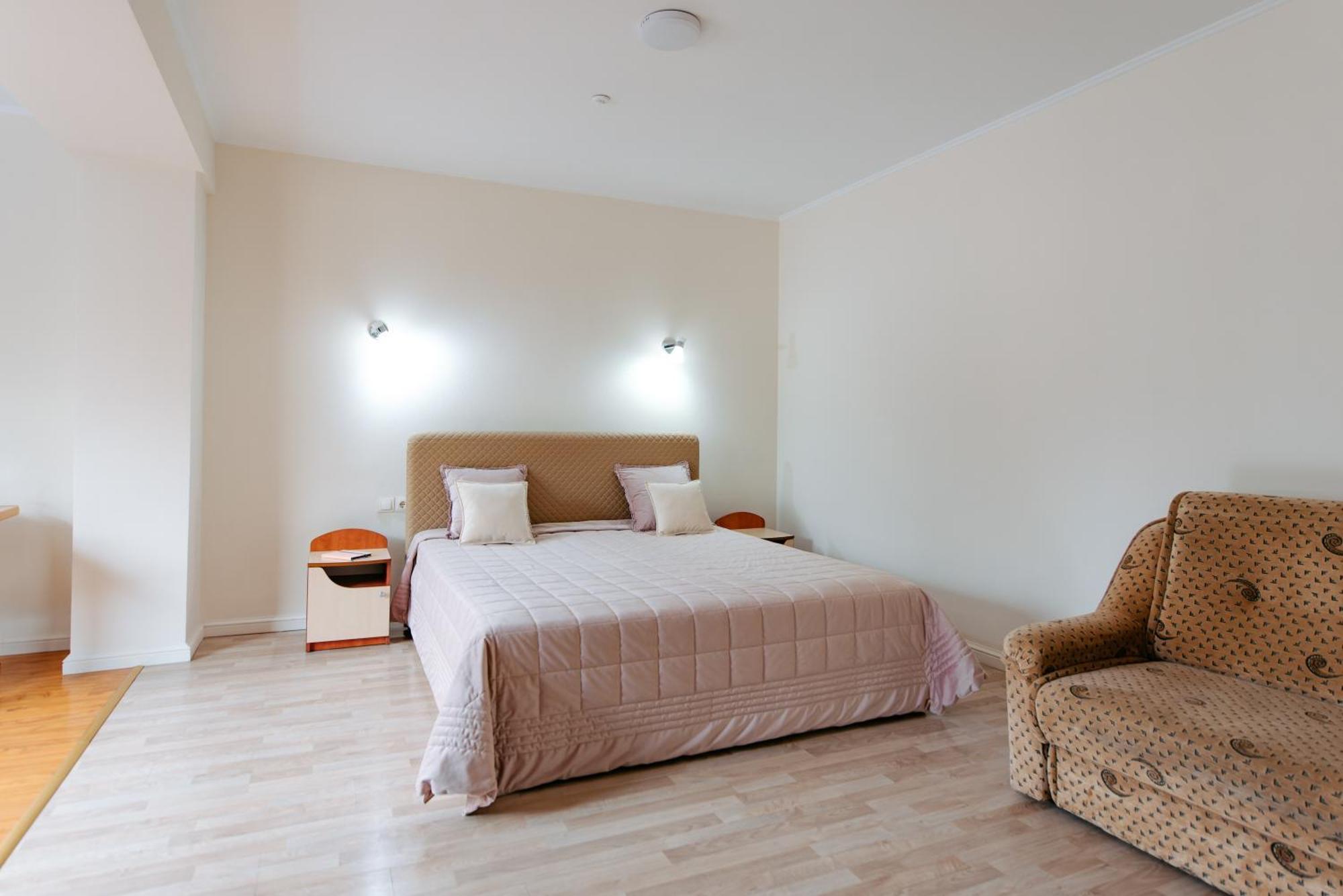 Villa Arus Chisinau Ngoại thất bức ảnh