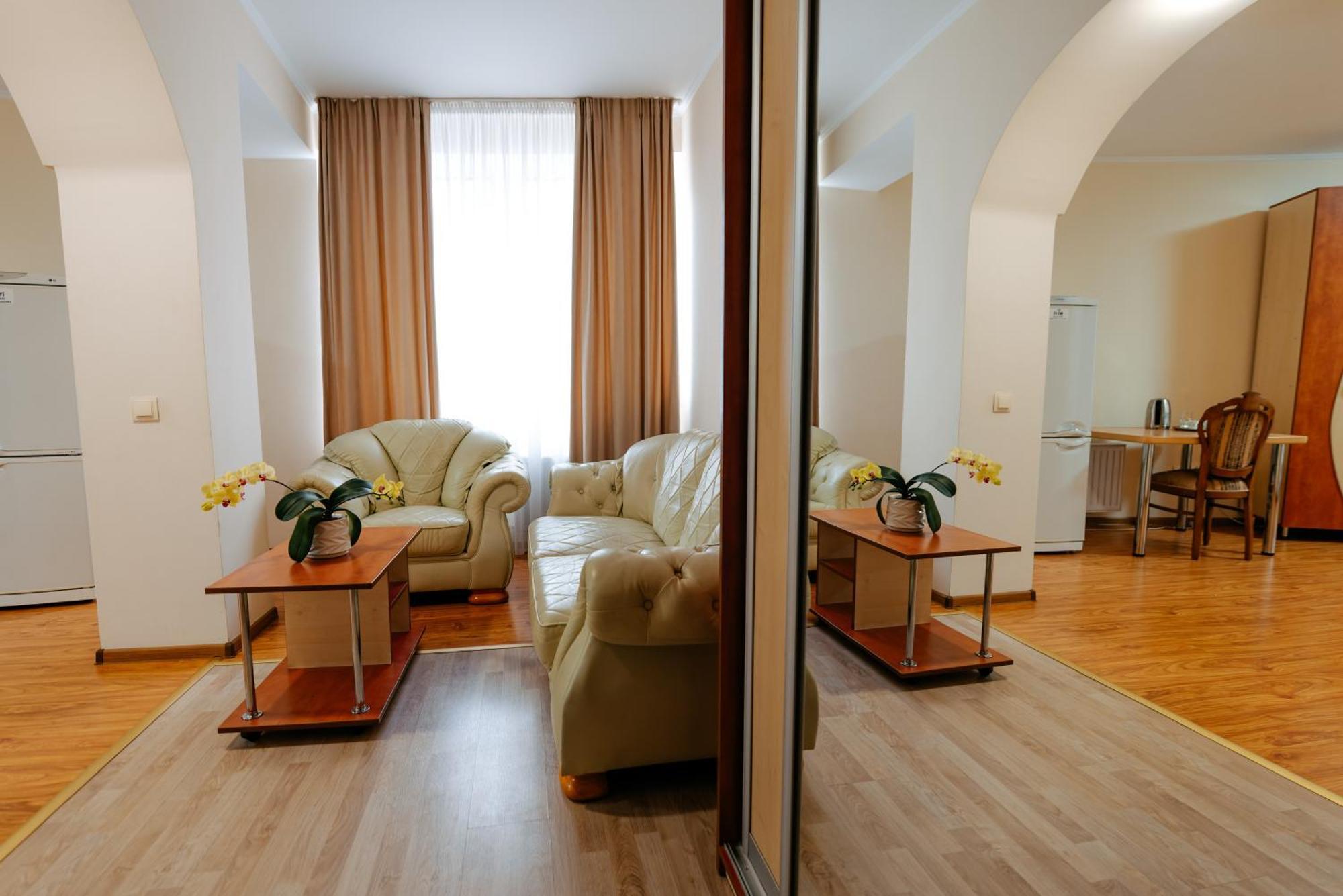 Villa Arus Chisinau Ngoại thất bức ảnh
