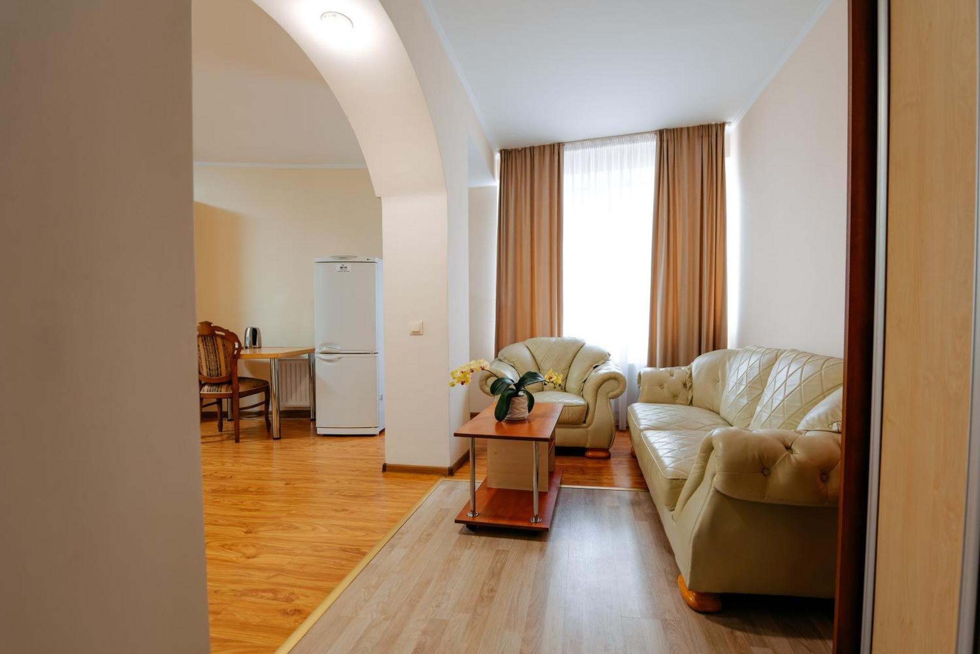 Villa Arus Chisinau Ngoại thất bức ảnh