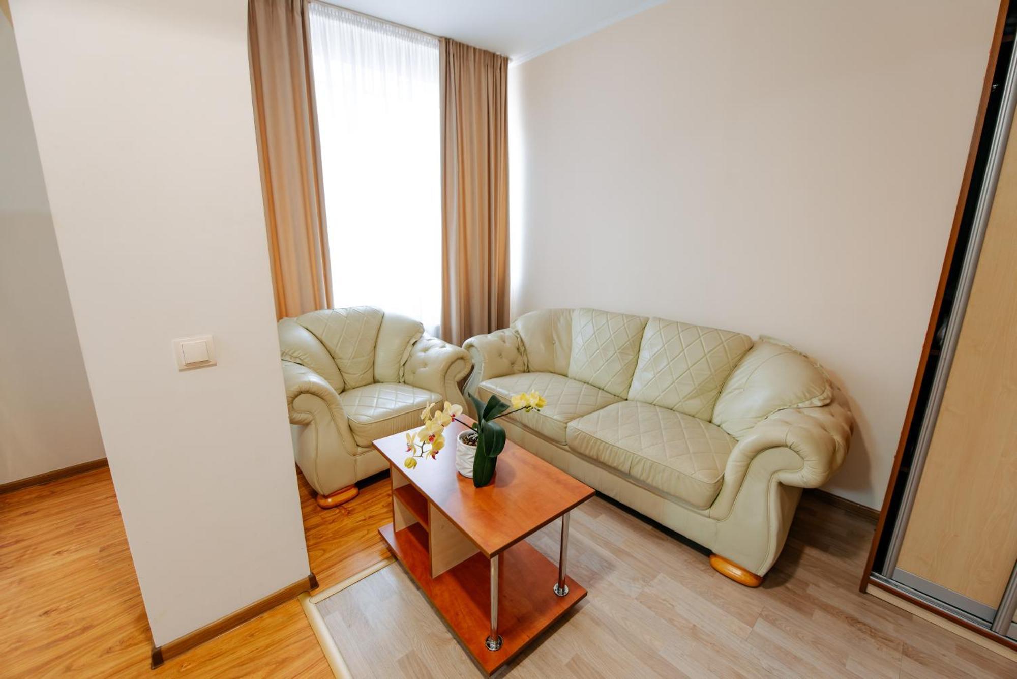 Villa Arus Chisinau Ngoại thất bức ảnh
