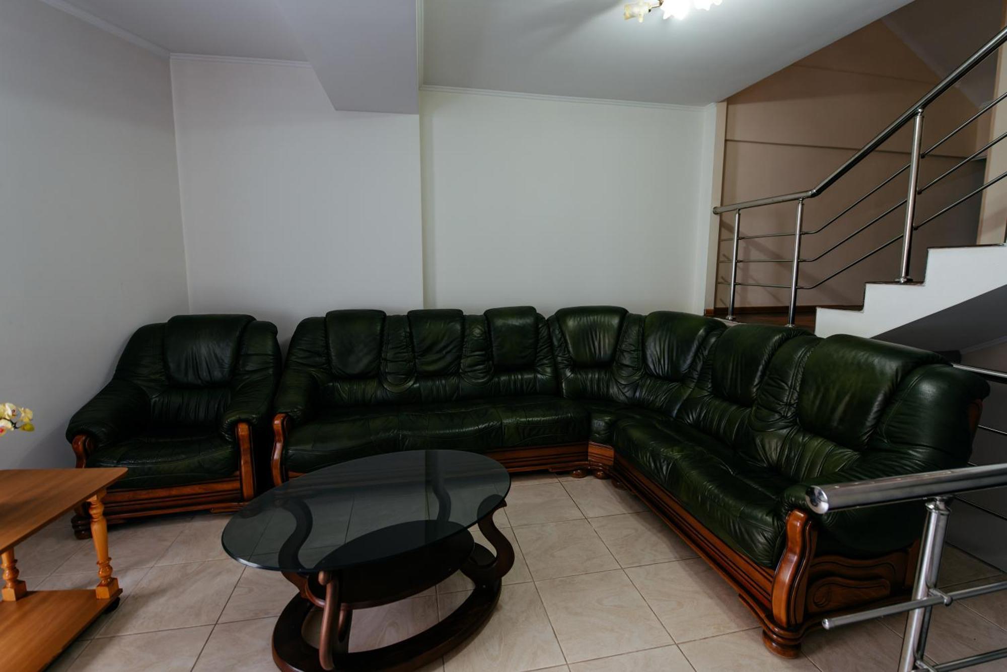 Villa Arus Chisinau Ngoại thất bức ảnh